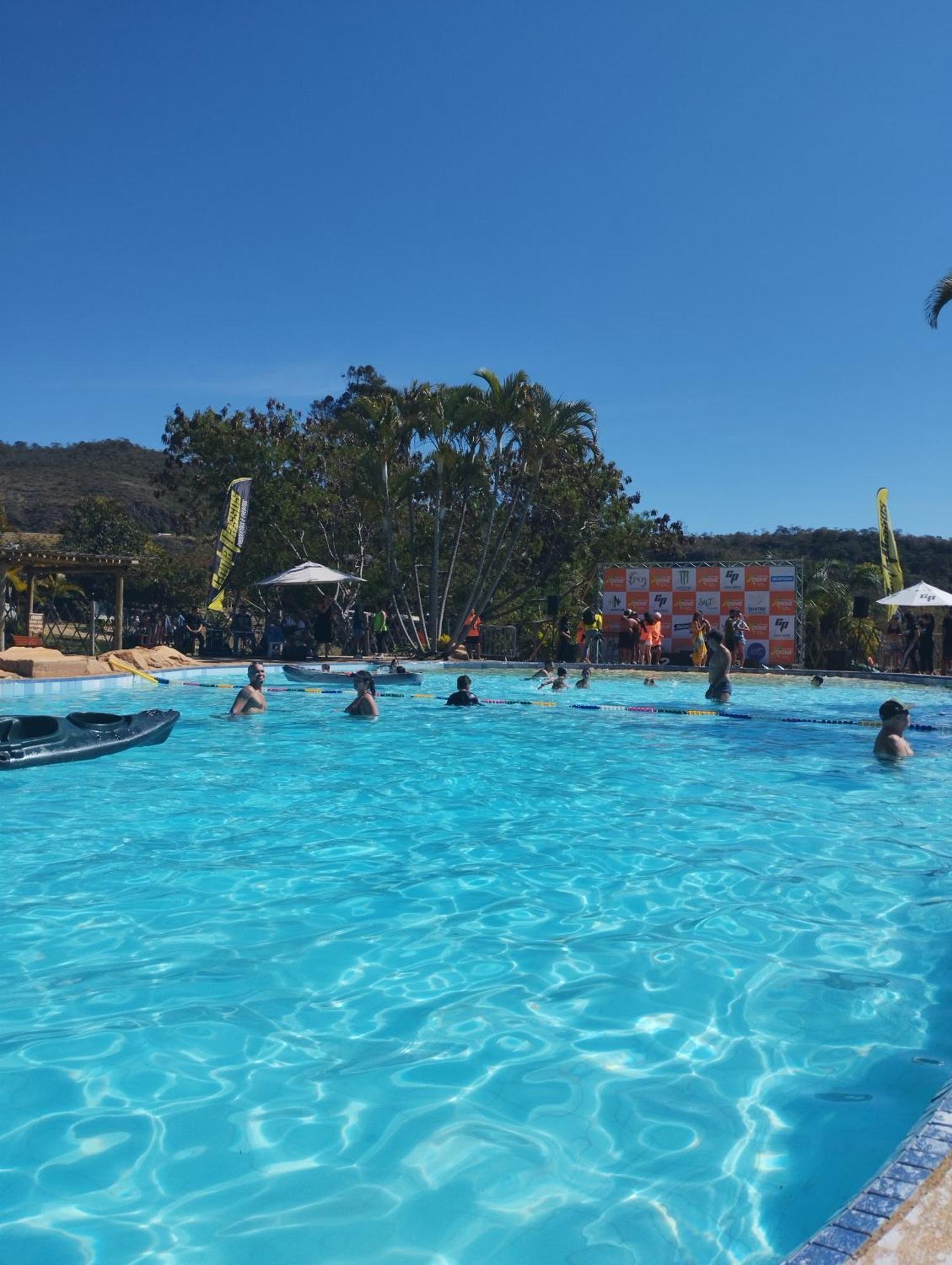 Salto Corumbá Hotel Camping Clube Corumbá de Goiás Esterno foto